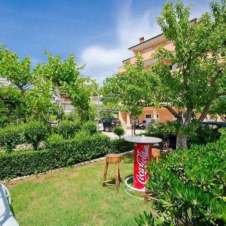 Apartments Rajka ロパール エクステリア 写真