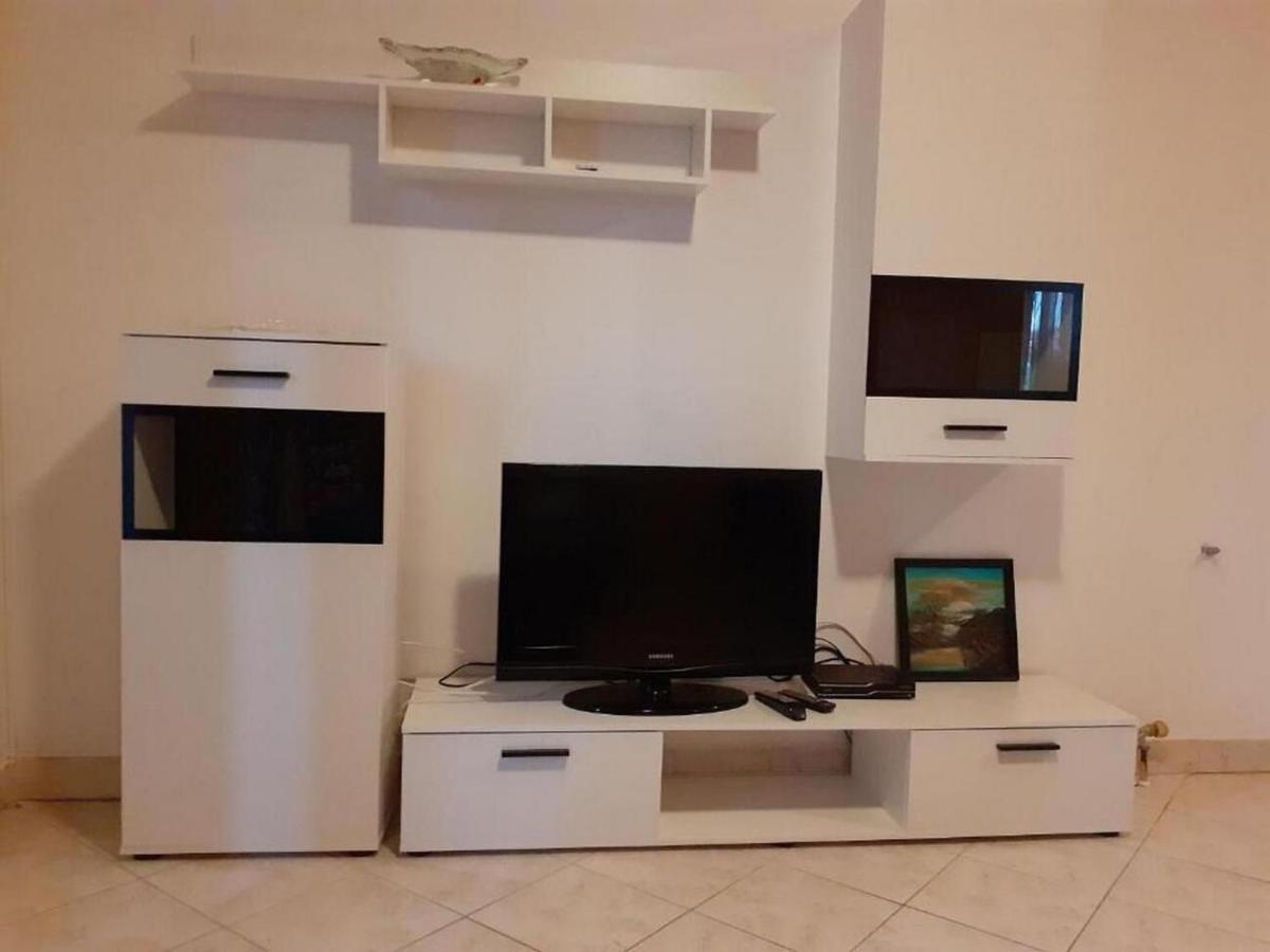 Apartments Rajka ロパール エクステリア 写真