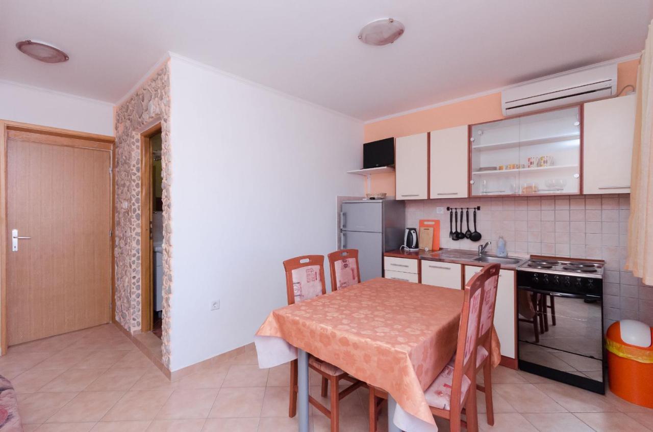Apartments Rajka ロパール エクステリア 写真