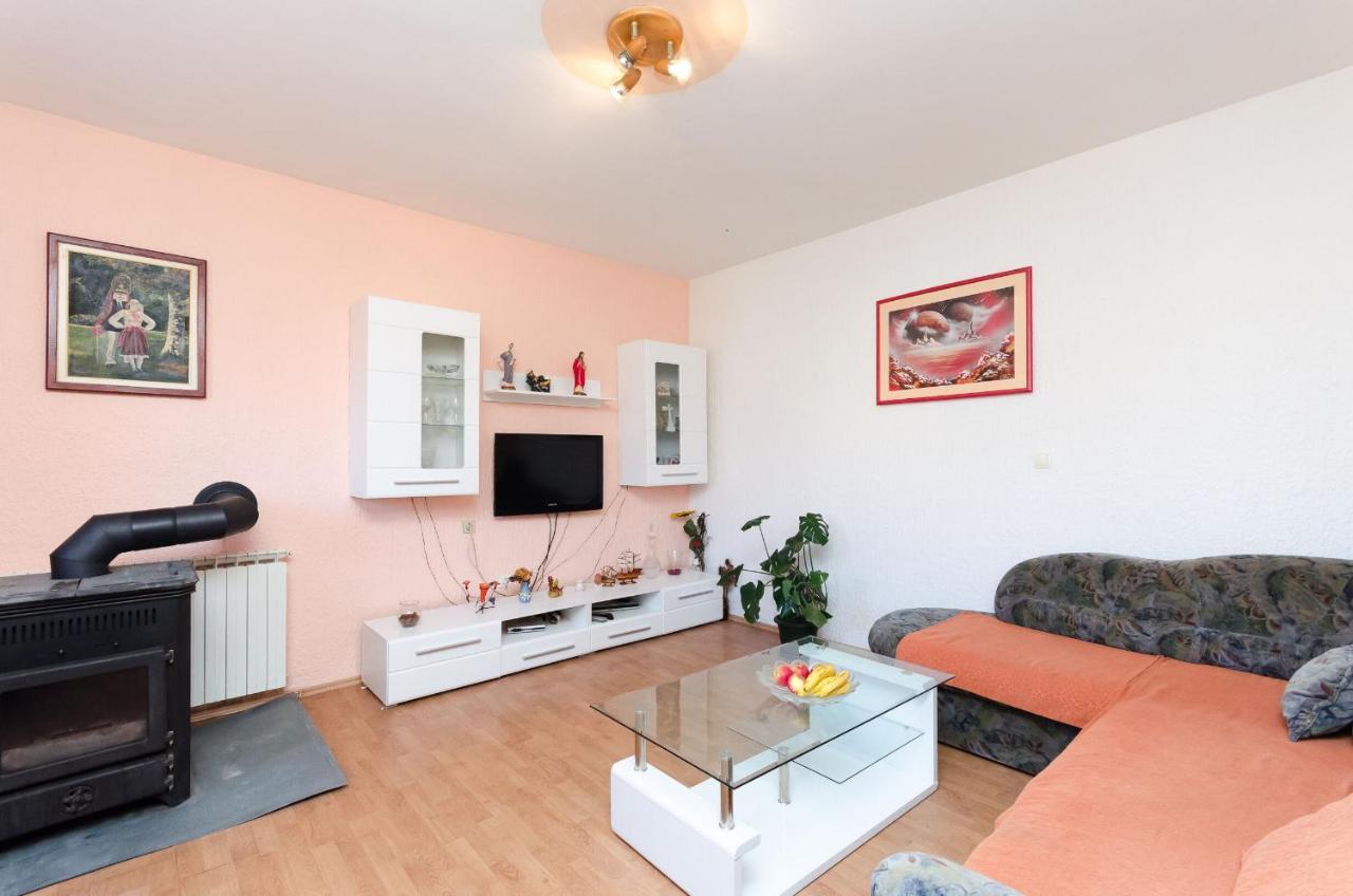 Apartments Rajka ロパール エクステリア 写真