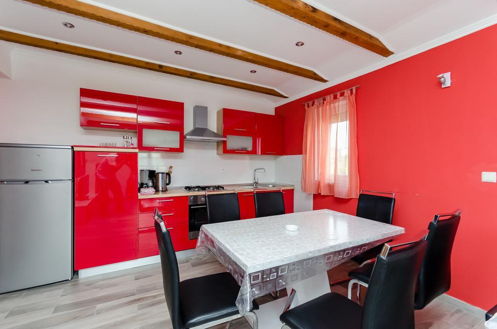 Apartments Rajka ロパール エクステリア 写真