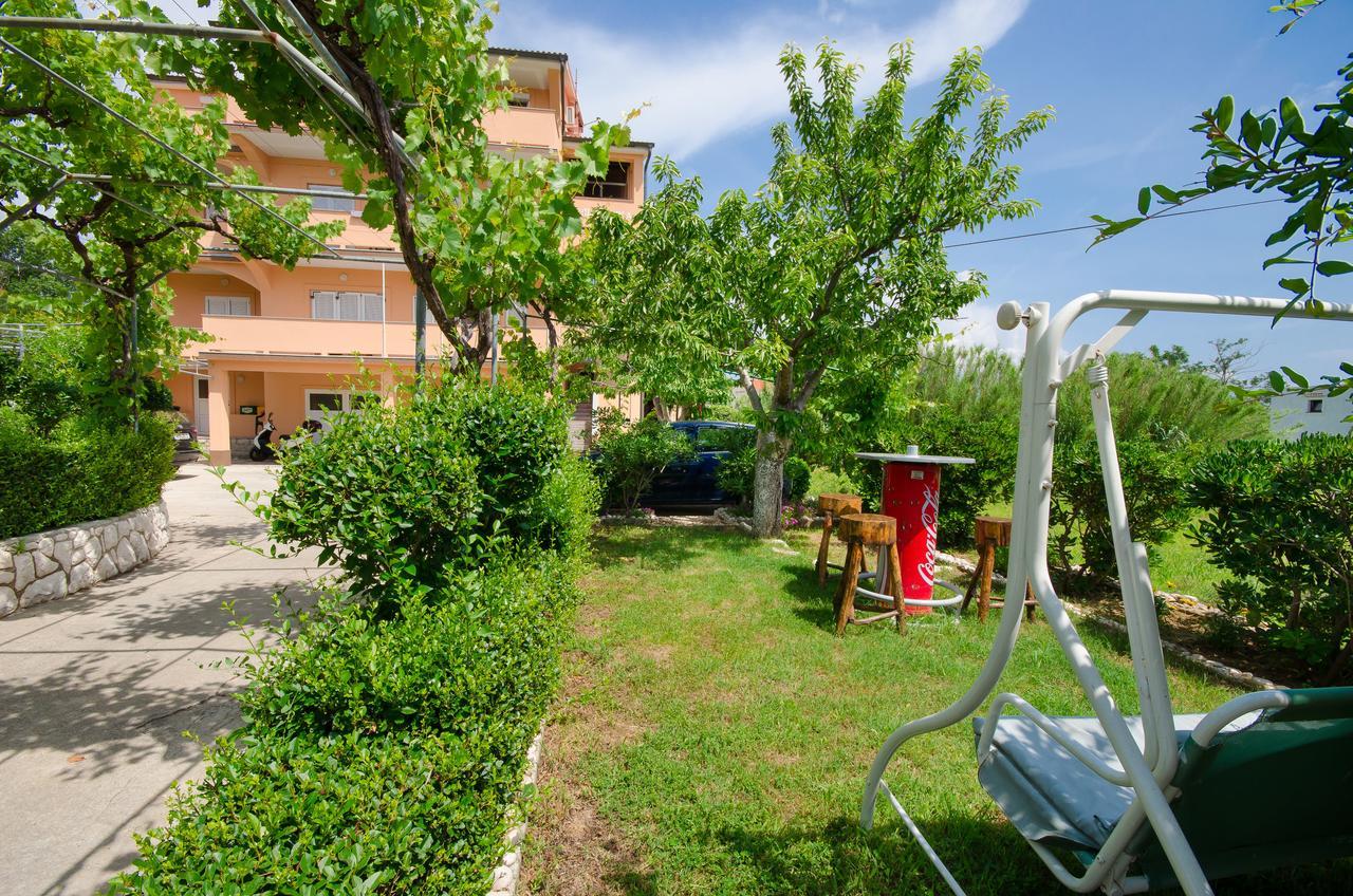 Apartments Rajka ロパール エクステリア 写真
